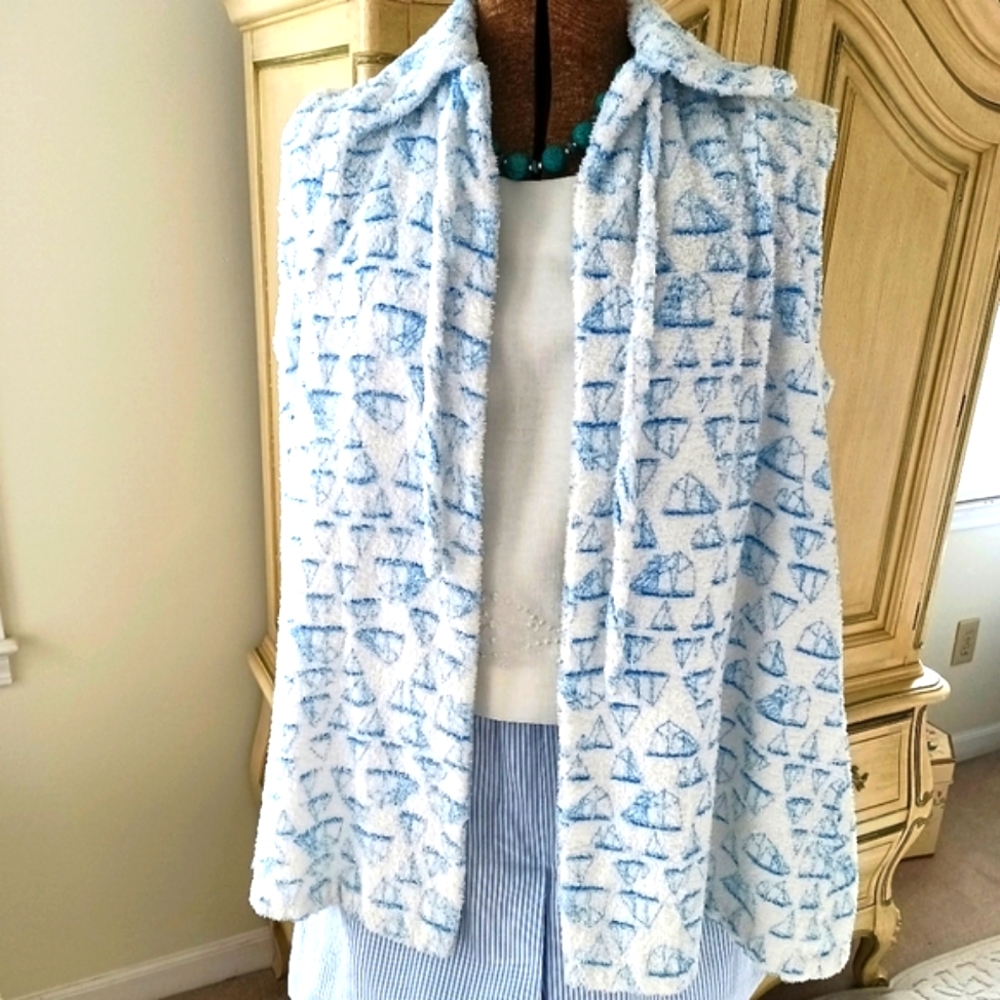 RARE, BEAUTIFUL VINTAGE PLUSH TERRY CLOTH NAUTICAL COVERUP! MINT CONDITION!